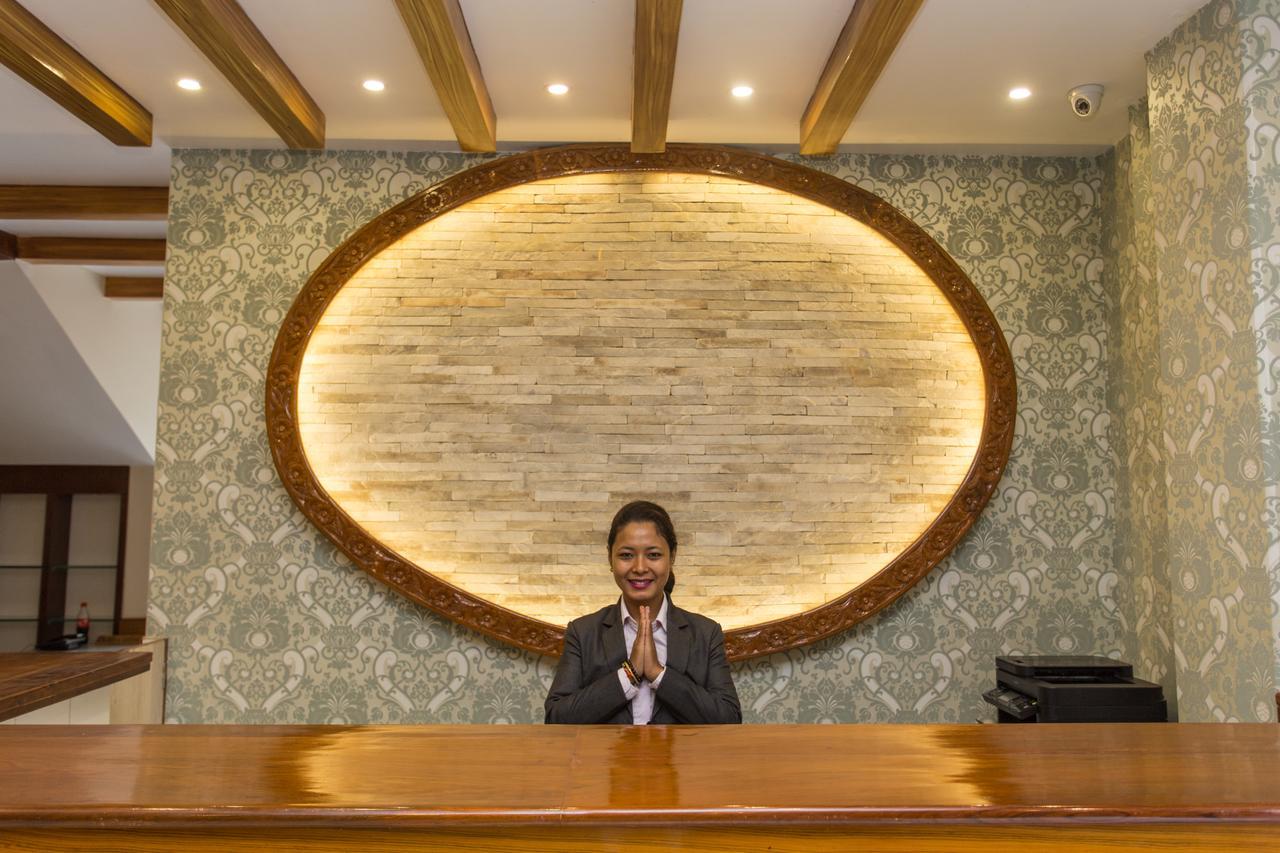 Hotel White Pearl Pokhara Extérieur photo