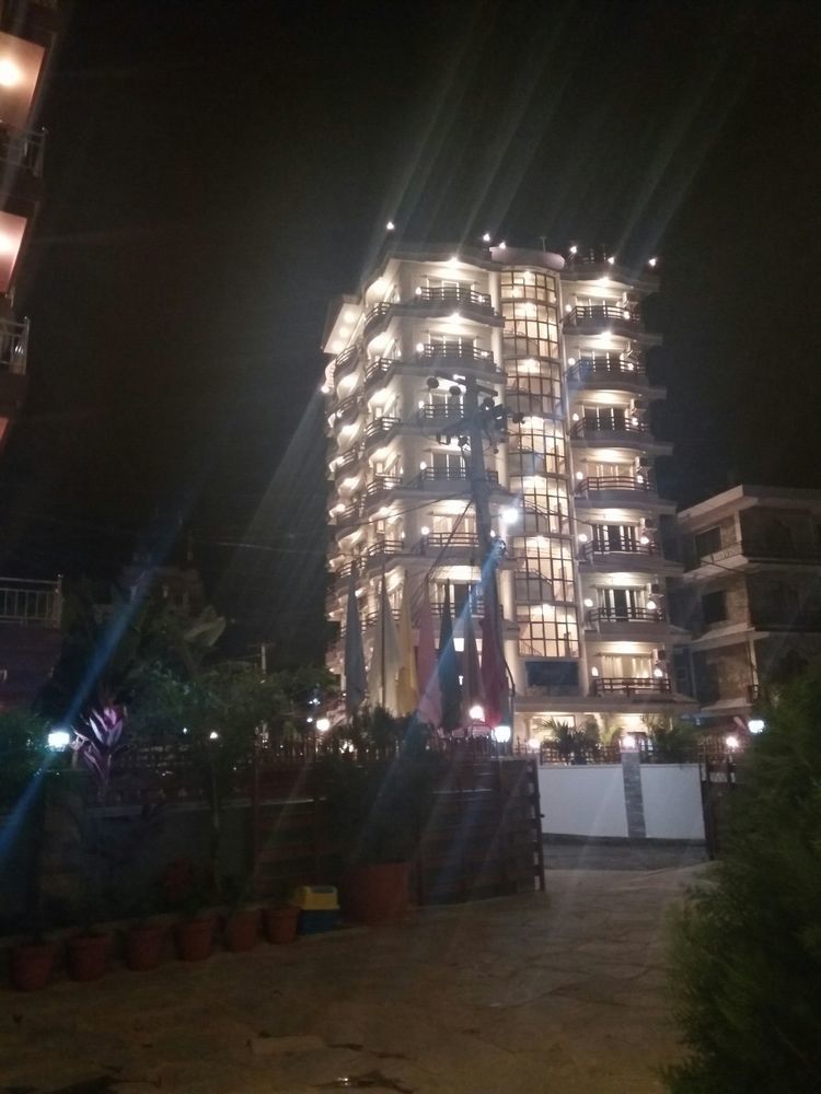Hotel White Pearl Pokhara Extérieur photo