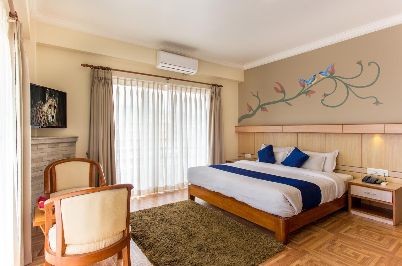 Hotel White Pearl Pokhara Extérieur photo