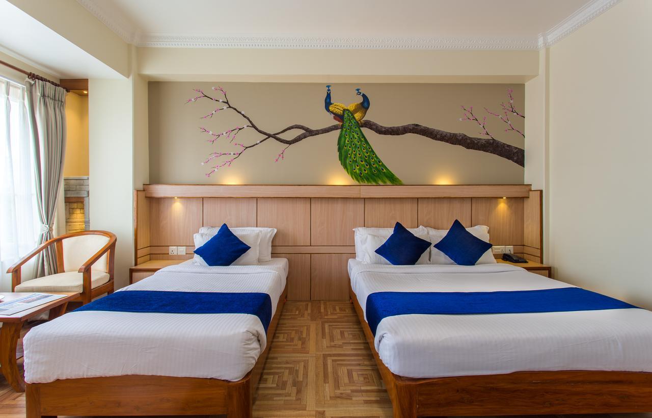 Hotel White Pearl Pokhara Extérieur photo