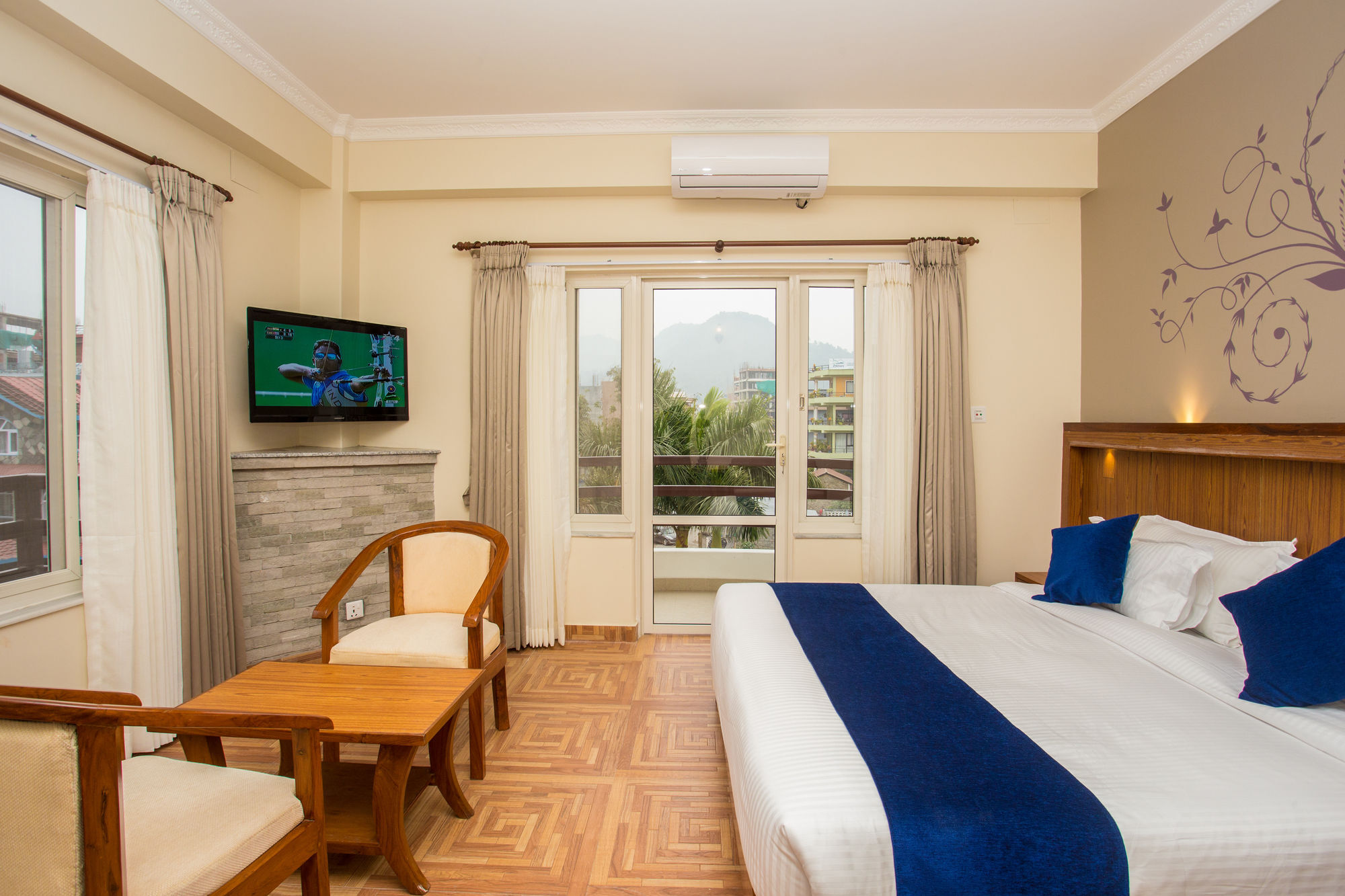 Hotel White Pearl Pokhara Extérieur photo