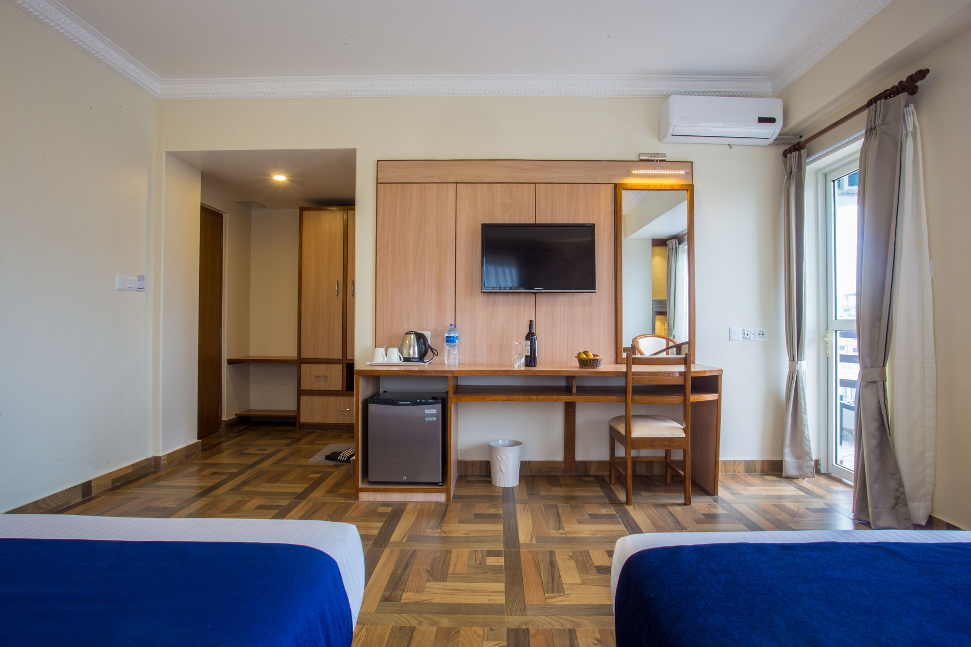 Hotel White Pearl Pokhara Extérieur photo